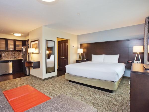 Staybridge Suites Austin South Interstate Hwy 35, an IHG Hotel : photo 3 de la chambre suite 1 chambre avec lit king-size - non-fumeurs