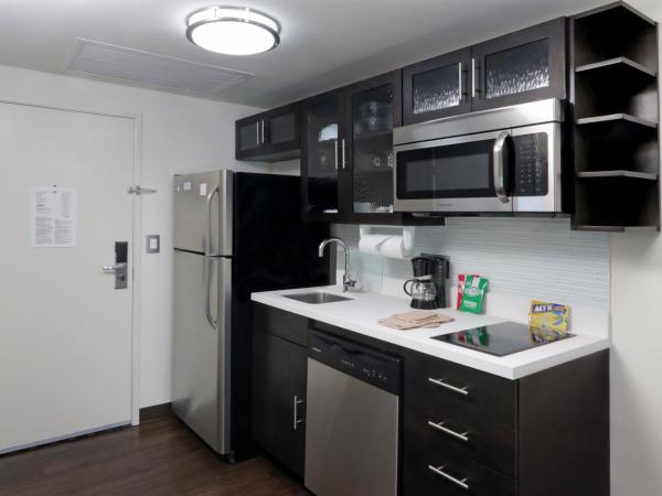 Candlewood Suites - Queretaro Juriquilla, an IHG Hotel : photo 8 de la chambre suite studio lit king-size