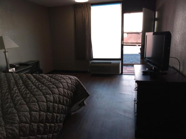 Gateway Inn Savannah : photo 6 de la chambre chambre lit king-size standard