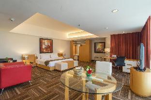 Merlynn Park Hotel : photo 2 de la chambre room #24287990