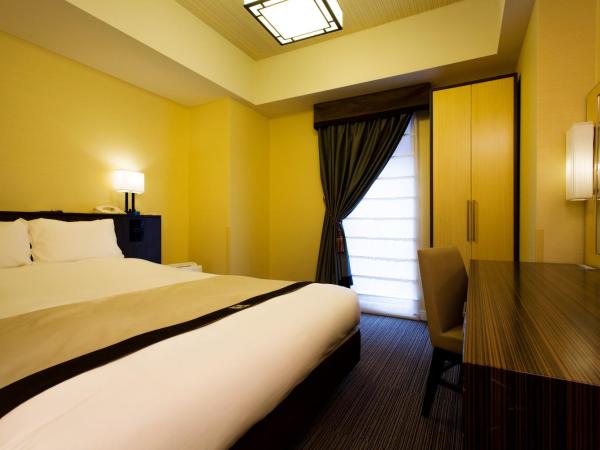 Hotel Monterey Hanzomon : photo 3 de la chambre chambre double lit queen-size (18 m2, lit de 160 cm) - non-fumeurs