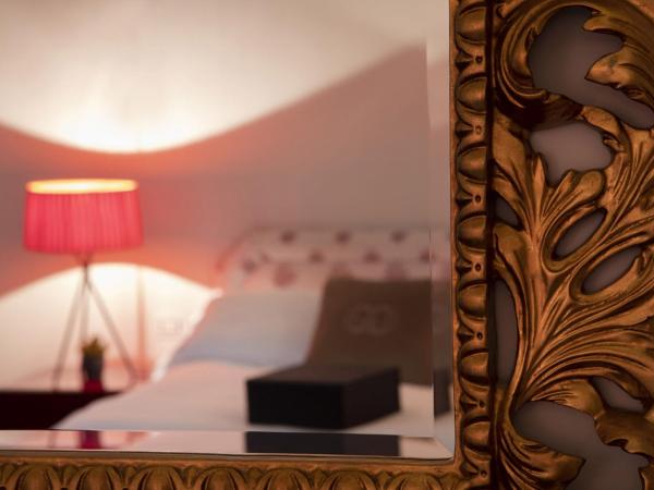 Corte Di Gabriela : photo 7 de la chambre suite junior avec balcon - vue sur canal