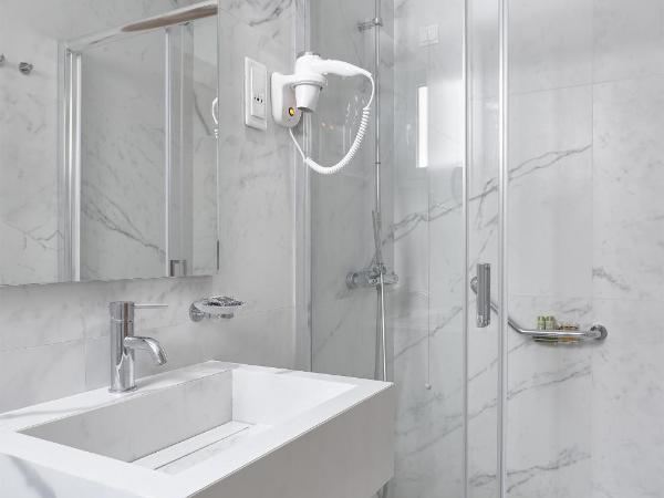 Athos Hotel : photo 6 de la chambre chambre triple standard