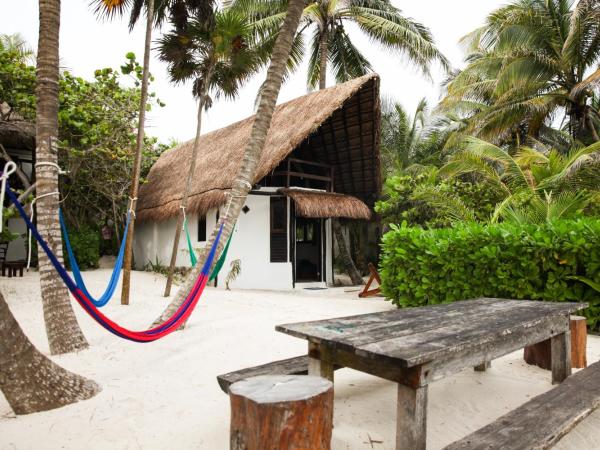 Playa Selva : photo 1 de la chambre bungalow