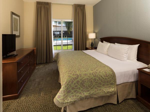 Staybridge Suites Monterrey San Pedro, an IHG Hotel : photo 2 de la chambre suite 1 chambre lit king-size