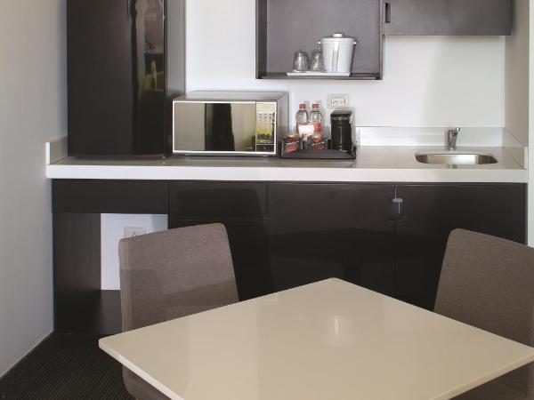 Holiday Inn Express & Suites Puebla Angelopolis, an IHG Hotel : photo 2 de la chambre suite affaires – non-fumeurs