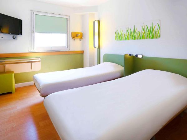 Ibis Budget Toulon Centre : photo 2 de la chambre chambre lits jumeaux