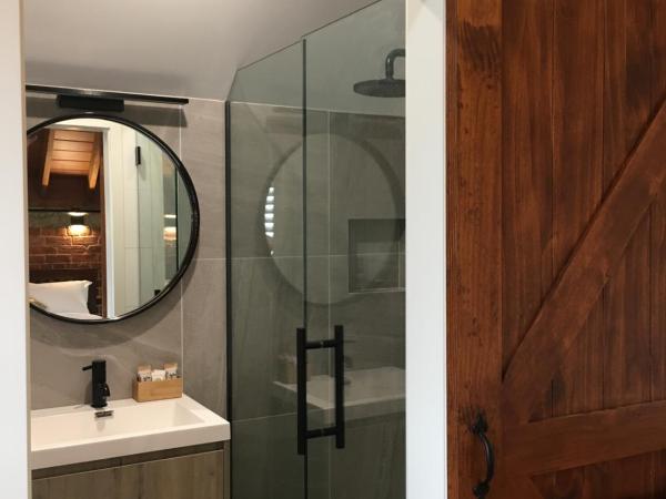 The Stables Dunedin : photo 3 de la chambre studio lit queen-size 