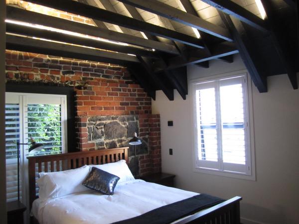 The Stables Dunedin : photo 4 de la chambre studio lit queen-size 