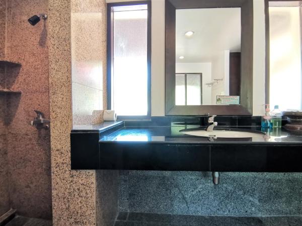 Holiday Villa, Lanta : photo 9 de la chambre suite junior