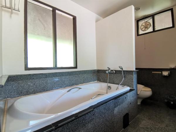 Holiday Villa, Lanta : photo 10 de la chambre suite junior