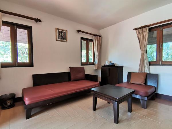 Holiday Villa, Lanta : photo 5 de la chambre suite junior