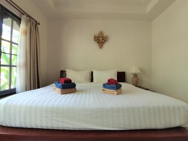 Holiday Villa, Lanta : photo 4 de la chambre villa - vue sur jardin