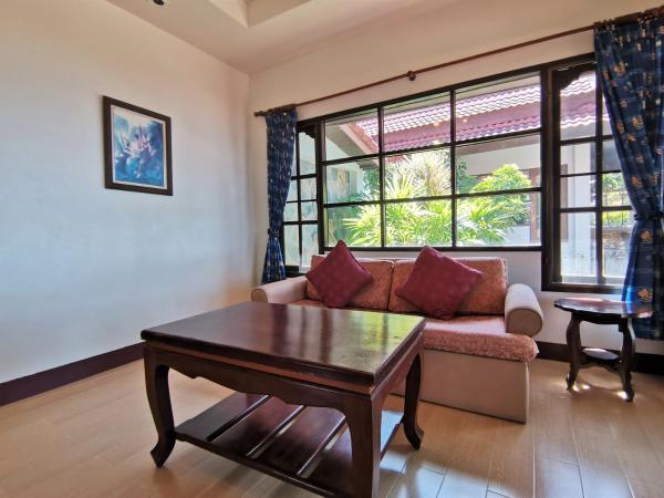 Holiday Villa, Lanta : photo 2 de la chambre villa - vue sur jardin