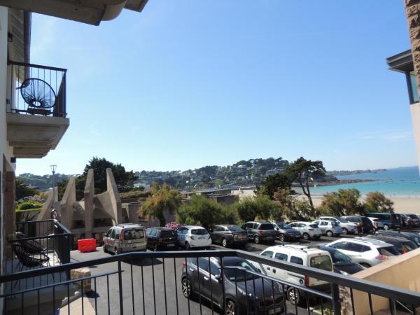 Logis Hôtel Ker Mor : photo 1 de la chambre appartement avec balcon - vue partielle sur mer