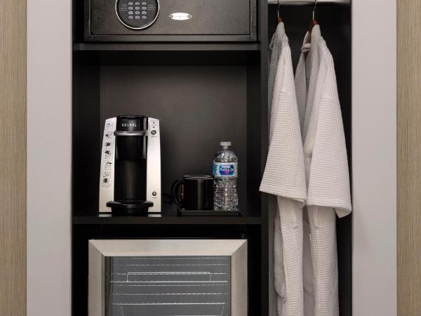 Executive Hotel Pacific : photo 6 de la chambre chambre lit queen-size deluxe