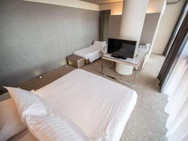 Best Western Plus Net Tower Hotel Padova : photo 3 de la chambre chambre lit queen-size confort avec lit d'appoint simple