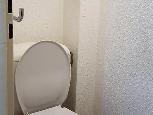 Hyères Parc- Vue mer Méditterannée : photo 7 de la chambre appartement - vue sur mer