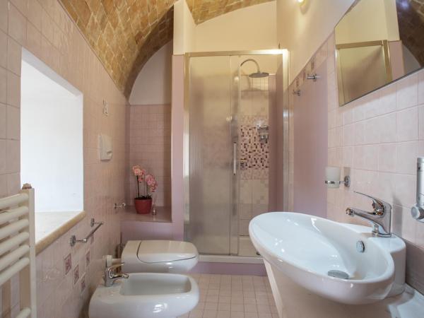 L' Infinito dei Sassi : photo 8 de la chambre chambre double ou lits jumeaux deluxe - vue sur ville