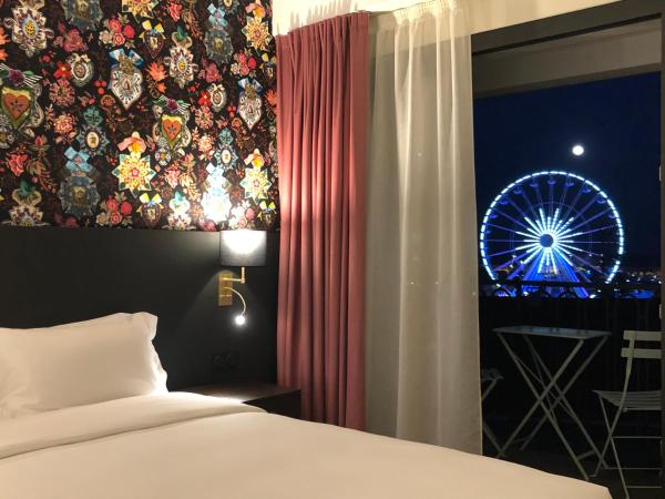 Hôtel La Villa Port d'Antibes & Spa : photo 4 de la chambre chambre double - vue panoramique sur mer