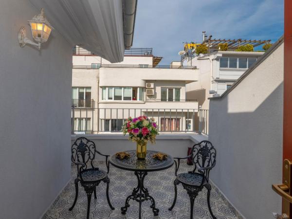 Blue Gilroy Hotel : photo 5 de la chambre chambre double deluxe avec balcon