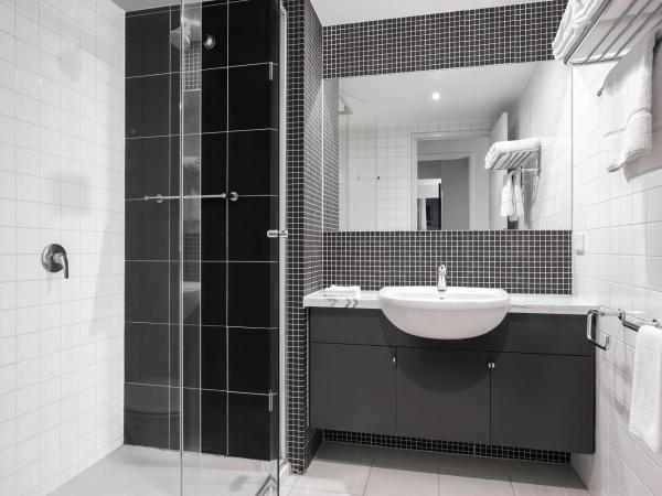 Mantra Southbank : photo 3 de la chambre appartement 2 chambres avec 2 salles de bains