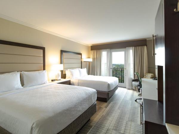 Holiday Inn Express Savannah - Historic District, an IHG Hotel : photo 10 de la chambre chambre 2 lits queen-size avec balcon