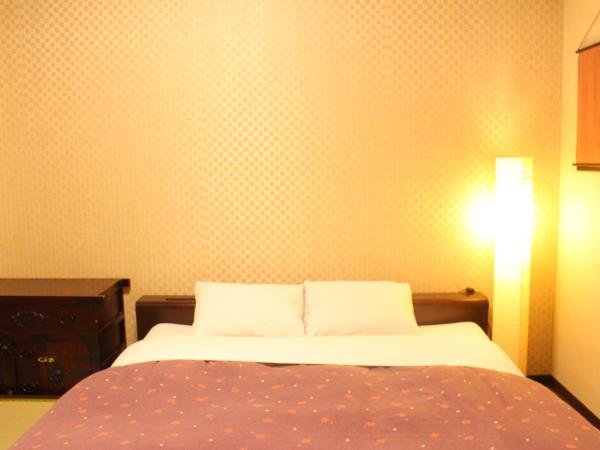 K's House Tokyo Oasis - Quality Hostel in Asakusa : photo 5 de la chambre chambre double avec salle de bains privative