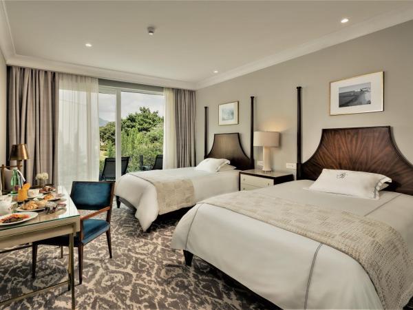 Royal Blue Hotel : photo 2 de la chambre chambre deluxe avec balcon