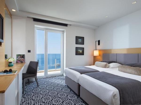 Royal Neptun Hotel : photo 4 de la chambre chambre premium avec balcon - vue sur mer