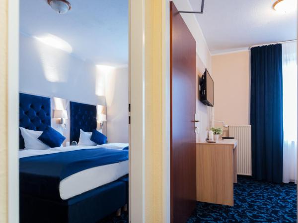 Hotel CULT Hamburg : photo 5 de la chambre chambre quadruple classique