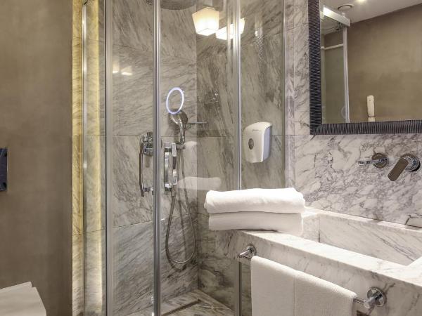 The Gate 30 Suites Ataşehir : photo 2 de la chambre chambre lits jumeaux deluxe