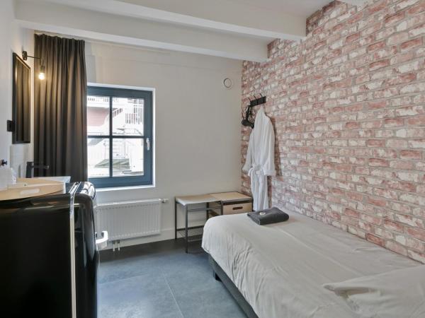 Winston B&B : photo 2 de la chambre chambre simple avec toilettes et douche communes