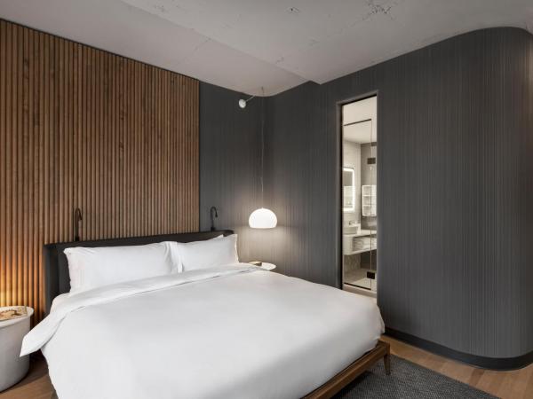 Hôtel Le Germain Montréal : photo 1 de la chambre chambre lit king-size la classique