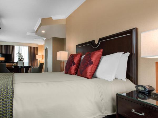 Omni Severin Hotel : photo 1 de la chambre suite plaza lit king-size