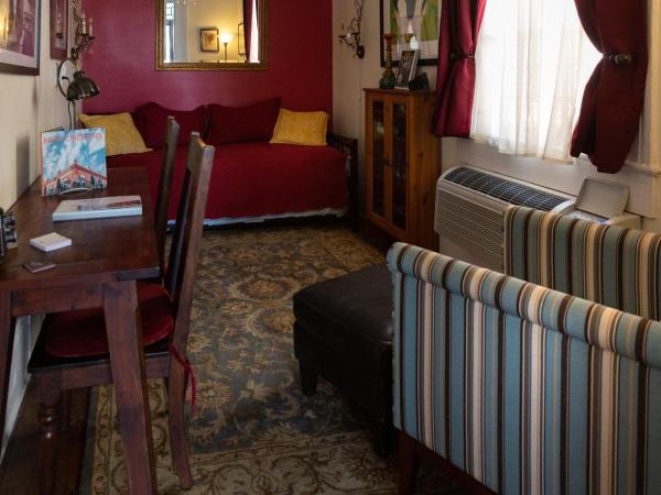The Blue60 Marigny Inn : photo 6 de la chambre suite lit king-size