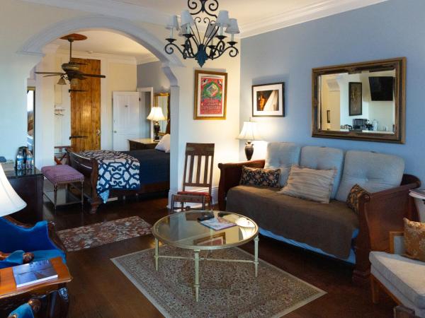 The Blue60 Marigny Inn : photo 4 de la chambre suite deluxe avec lit king-size