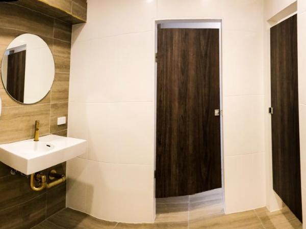 Brisbane Quarters : photo 4 de la chambre chambre lits jumeaux avec salle de bains commune