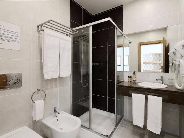Vila Sao Vicente Boutique (Adults Only) : photo 5 de la chambre chambre double sans balcon - vue sur terres