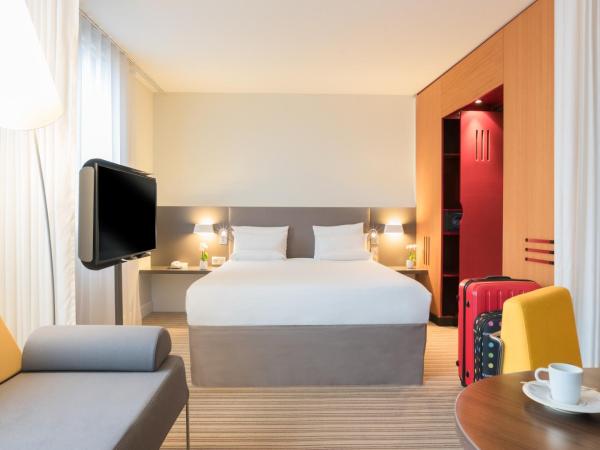 Novotel Suites Cannes Centre : photo 4 de la chambre suite lit queen-size supérieure