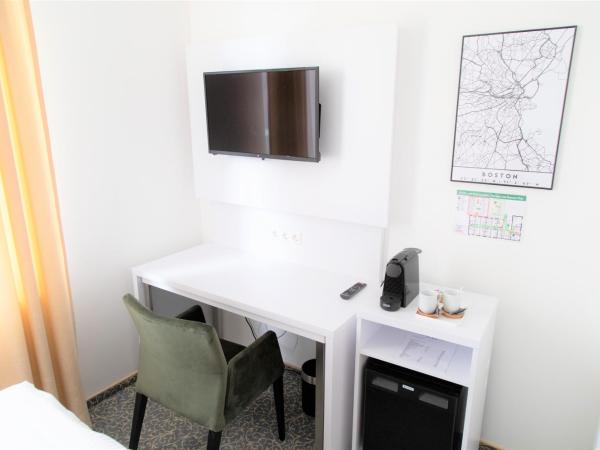 Amplidi Hotel Hannover : photo 4 de la chambre chambre familiale