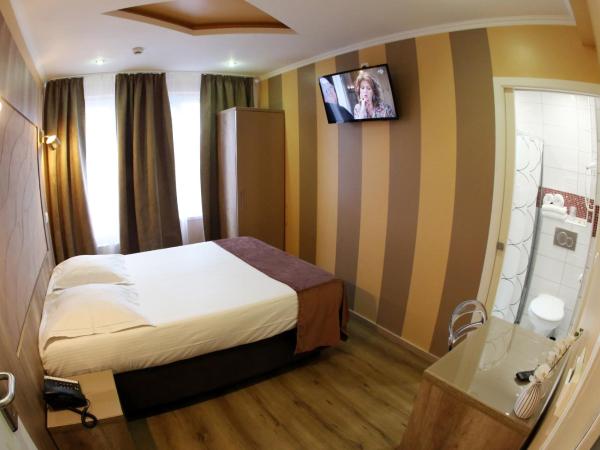 Hotel Phenix : photo 3 de la chambre chambre double standard