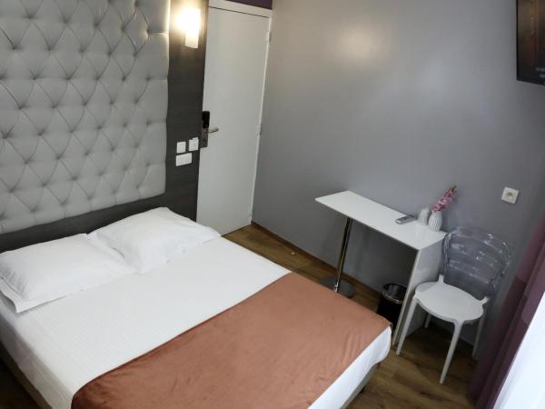 Hotel Phenix : photo 8 de la chambre chambre double Économique