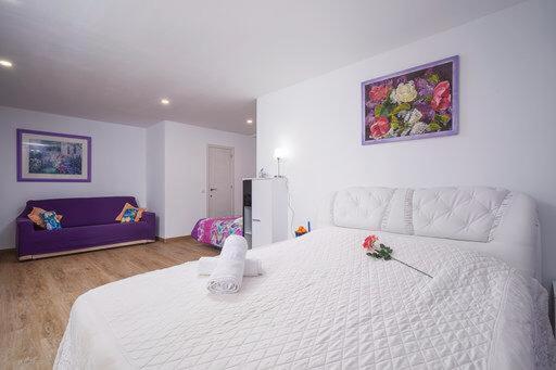 Guest House Lana Denia : photo 3 de la chambre chambre familiale avec balcon