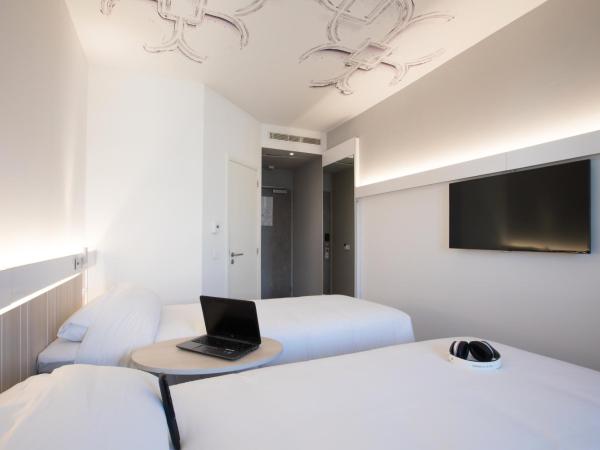Ibis Abdelmoumen Casa Centre : photo 7 de la chambre chambre lits jumeaux agora par ibis