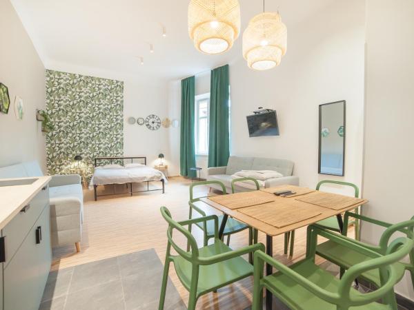 Dizzy Daisy Hostel : photo 2 de la chambre appartement 1 chambre avec salle de bains privative 