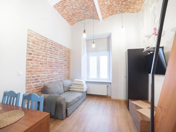 Dizzy Daisy Hostel : photo 2 de la chambre appartement en duplex avec salle de bains privative