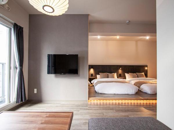 UCHI Living stay Odori 11 : photo 1 de la chambre family room with bathroom room 401