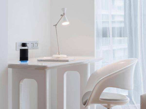 FlyZoo Hotel - Alibaba Future Hotel : photo 2 de la chambre hébergement deluxe hollywood lit king-size