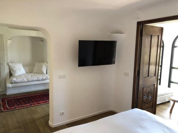 Grand Hôtel De Cala Rossa & Spa Nucca : photo 4 de la chambre suite junior familiale